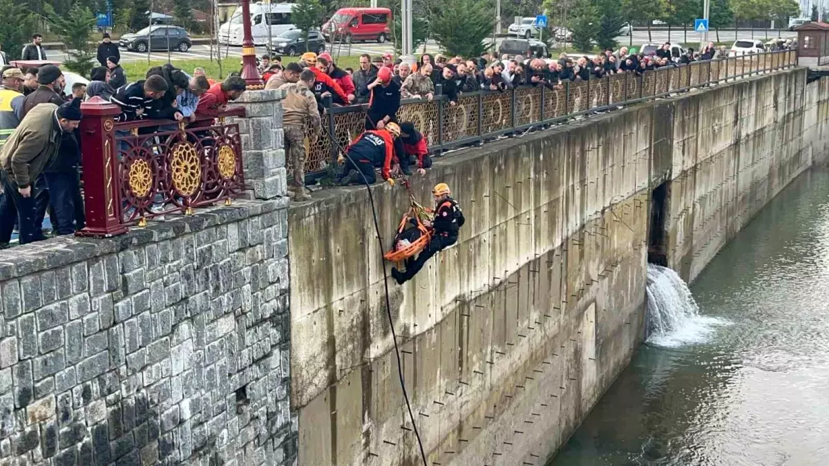 Rize’de Kaza: 10 Yaralı, Sürücünün Ehliyeti Yok