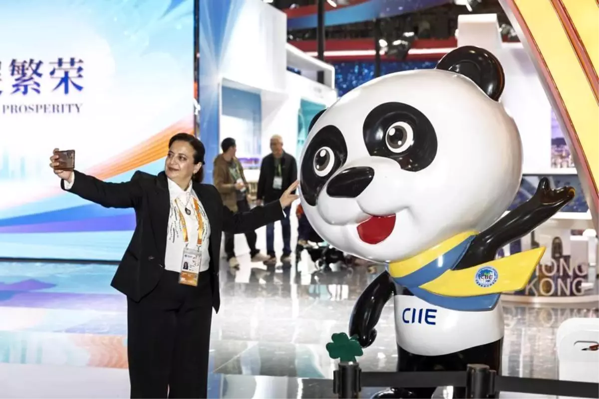 Shanghai’da Uluslararası İthalat Fuarı