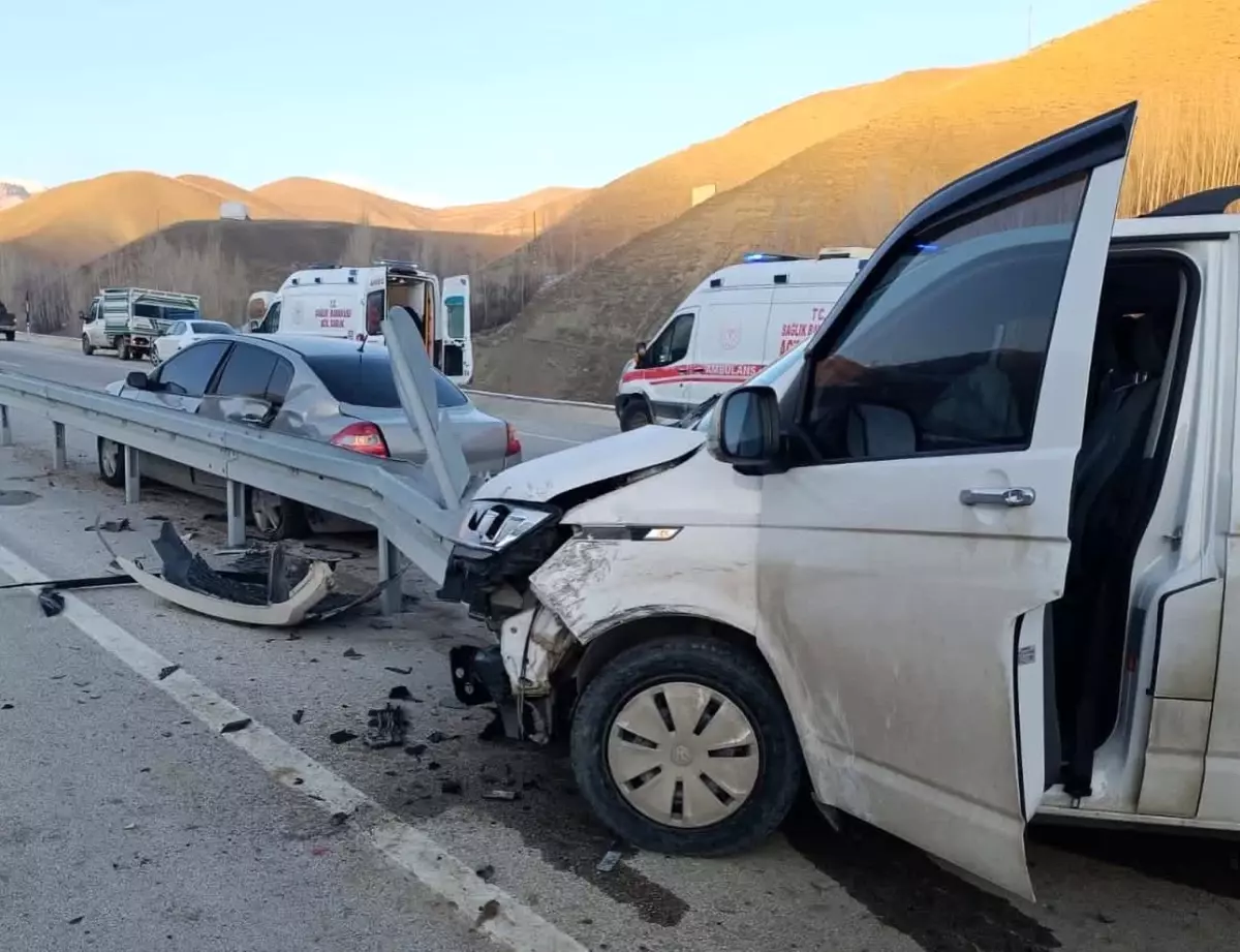Yüksekova’da kaza: 3 yaralı