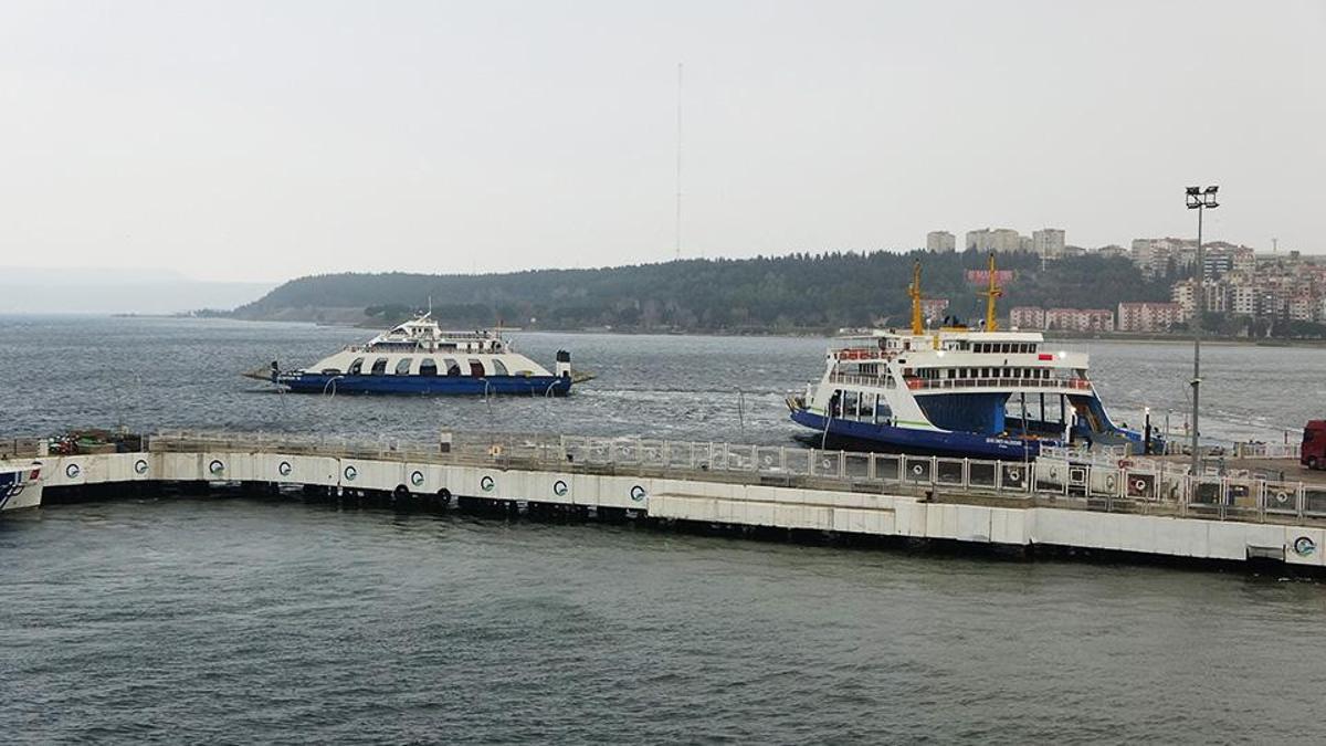 Gökçeada’ya tüm feribot seferleri iptal edildi